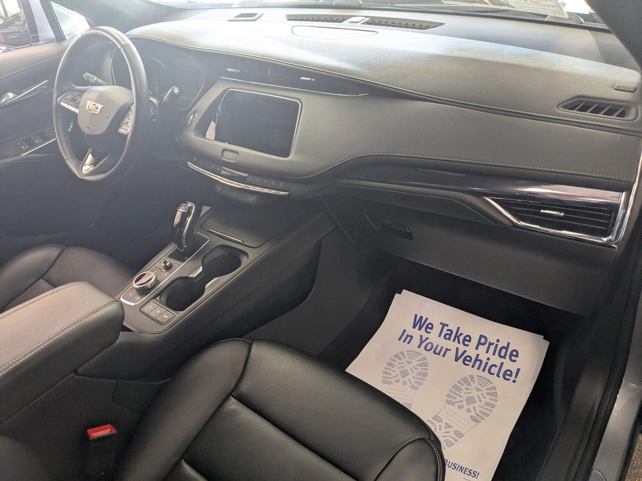 2023 Cadillac XT4 Luxury