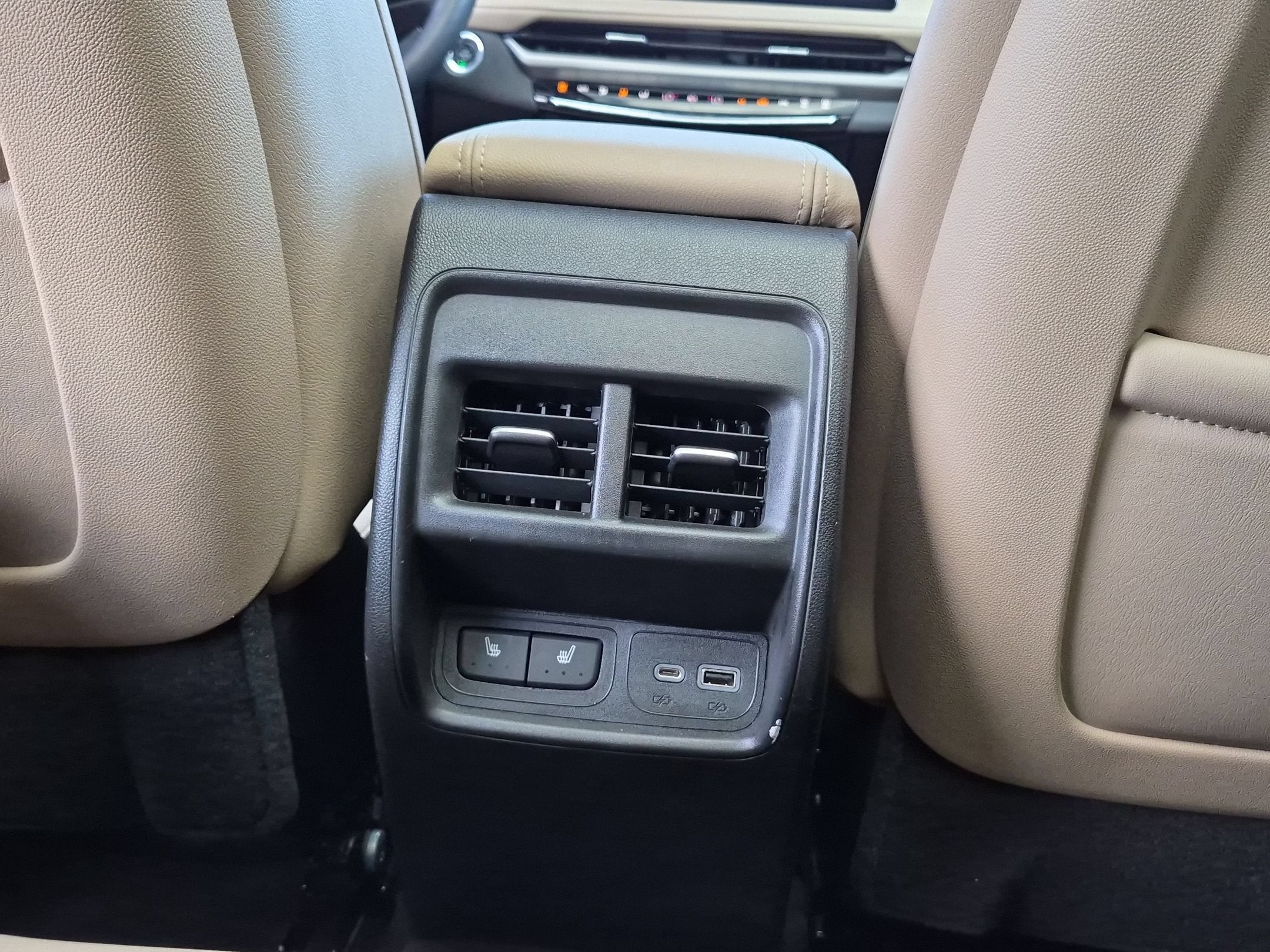 2024 Cadillac XT4 Luxury