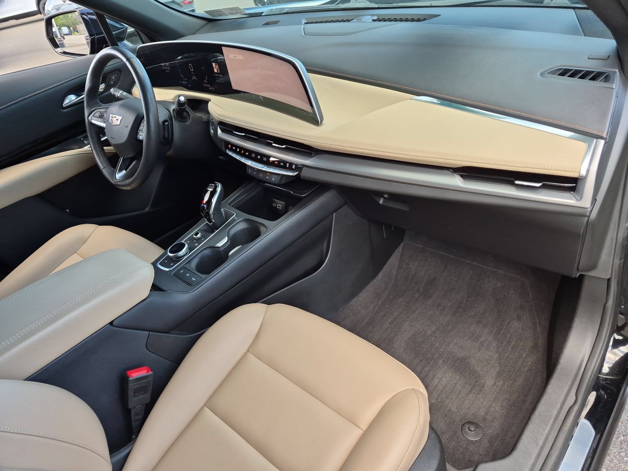 2024 Cadillac XT4 Luxury
