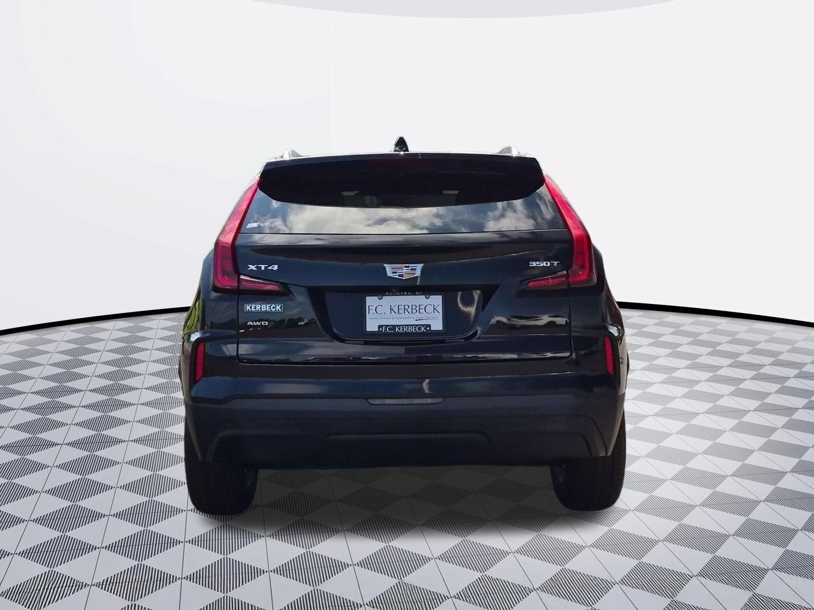 2024 Cadillac XT4 Luxury