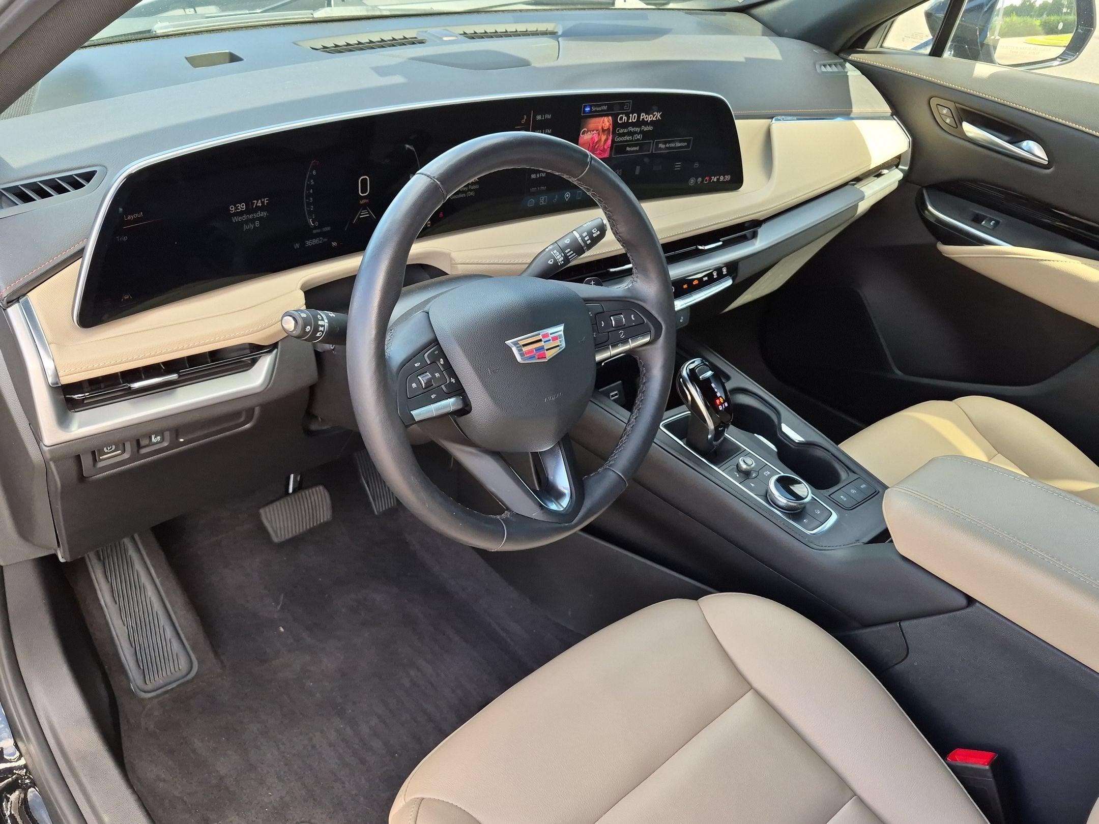 2024 Cadillac XT4 Luxury
