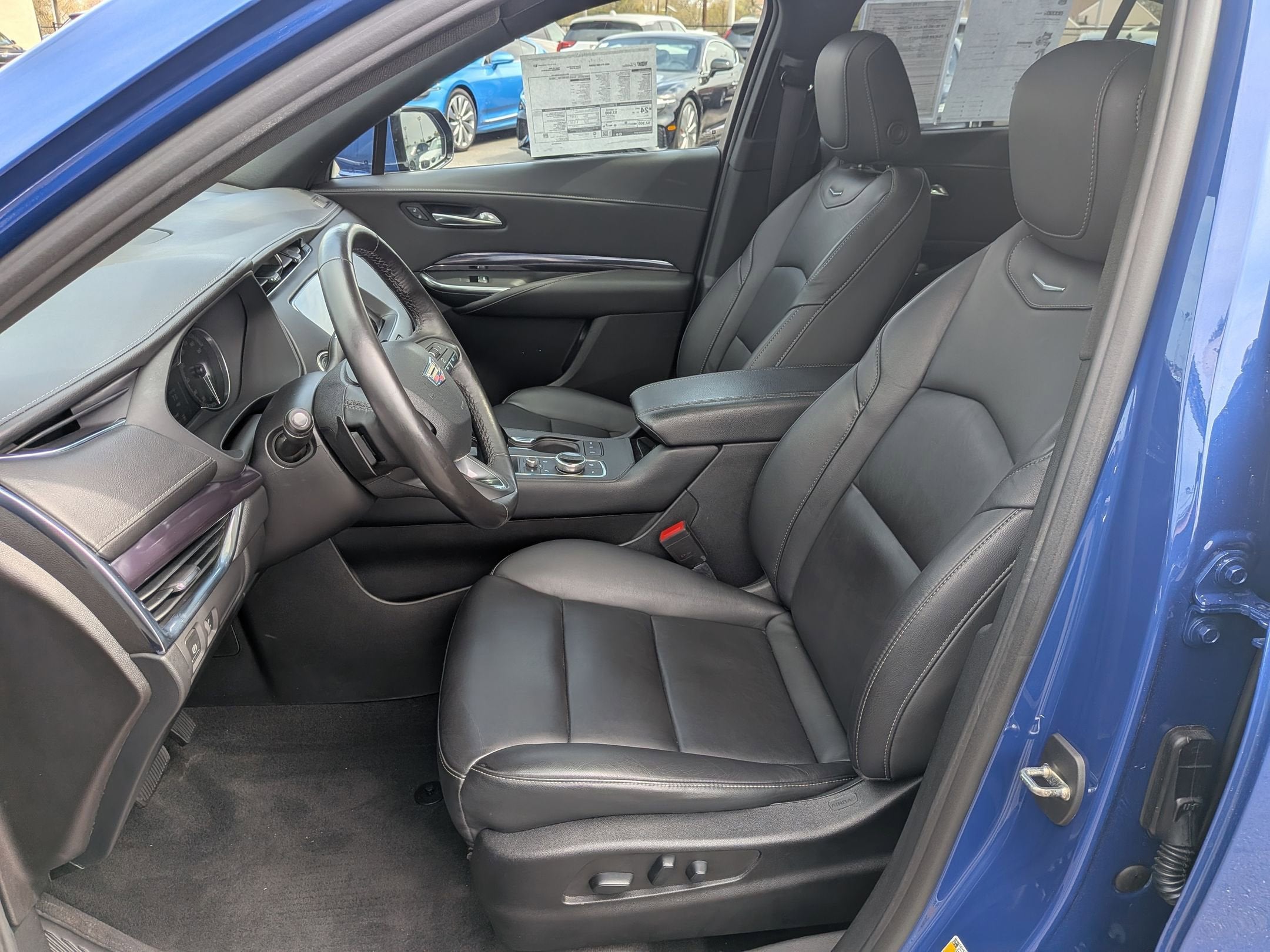 2023 Cadillac XT4 Luxury