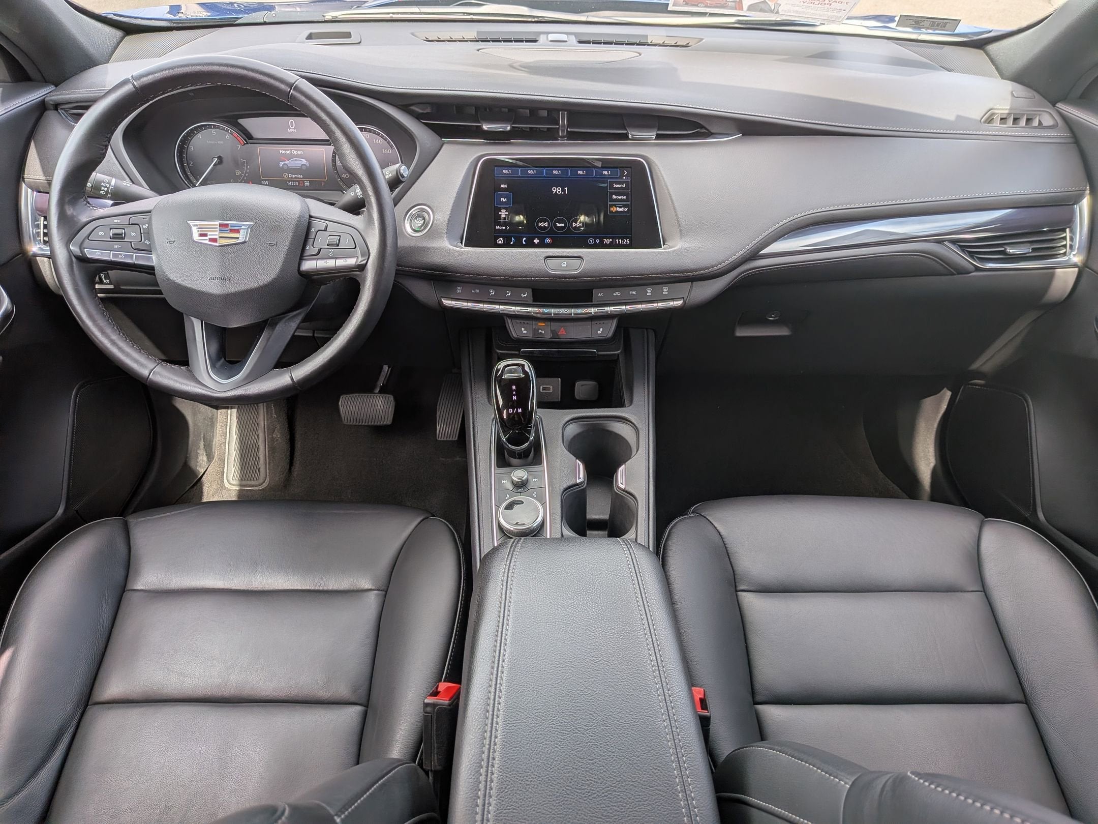 2023 Cadillac XT4 Luxury