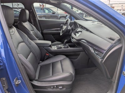 2023 Cadillac XT4 Luxury