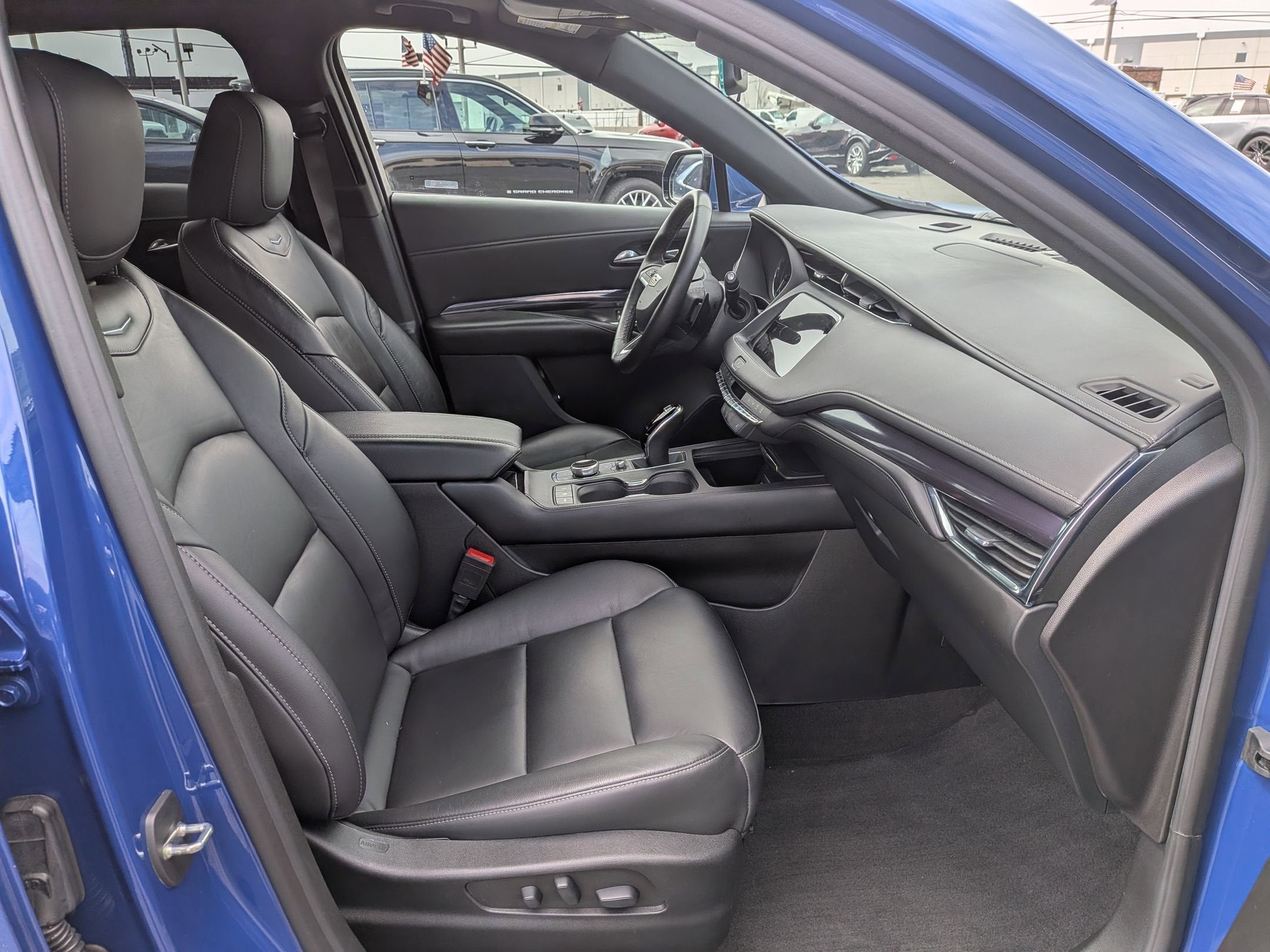 2023 Cadillac XT4 Luxury