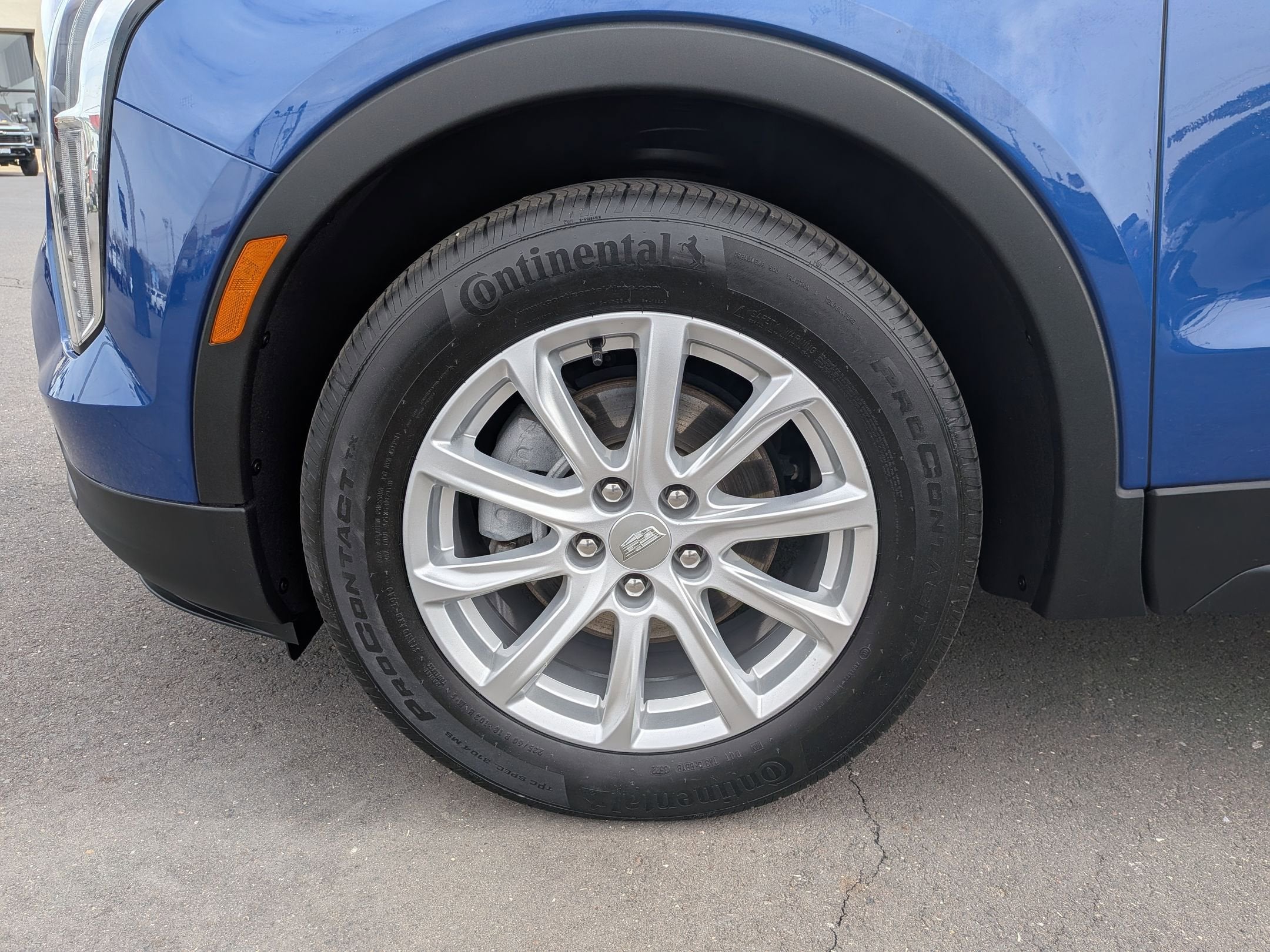 2023 Cadillac XT4 Luxury