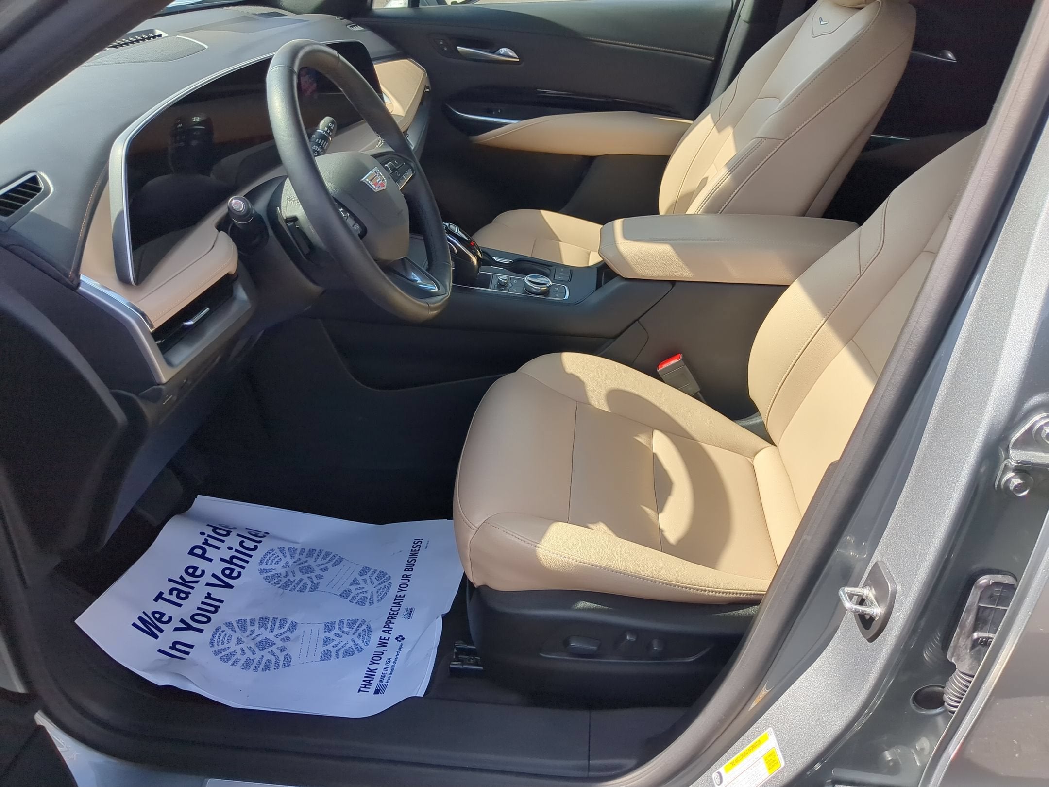 2024 Cadillac XT4 Luxury