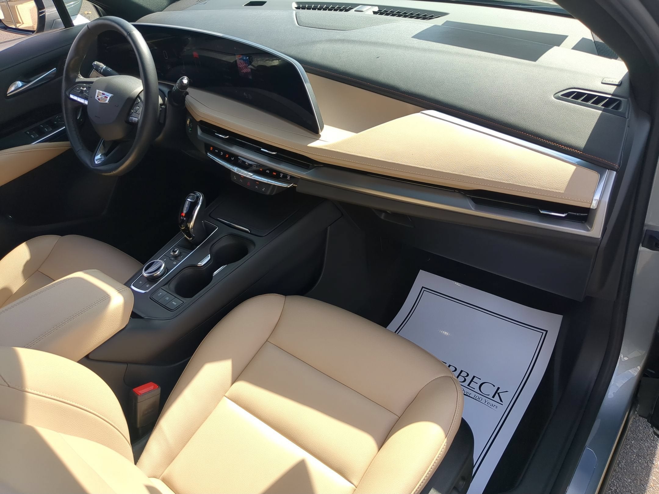 2024 Cadillac XT4 Luxury