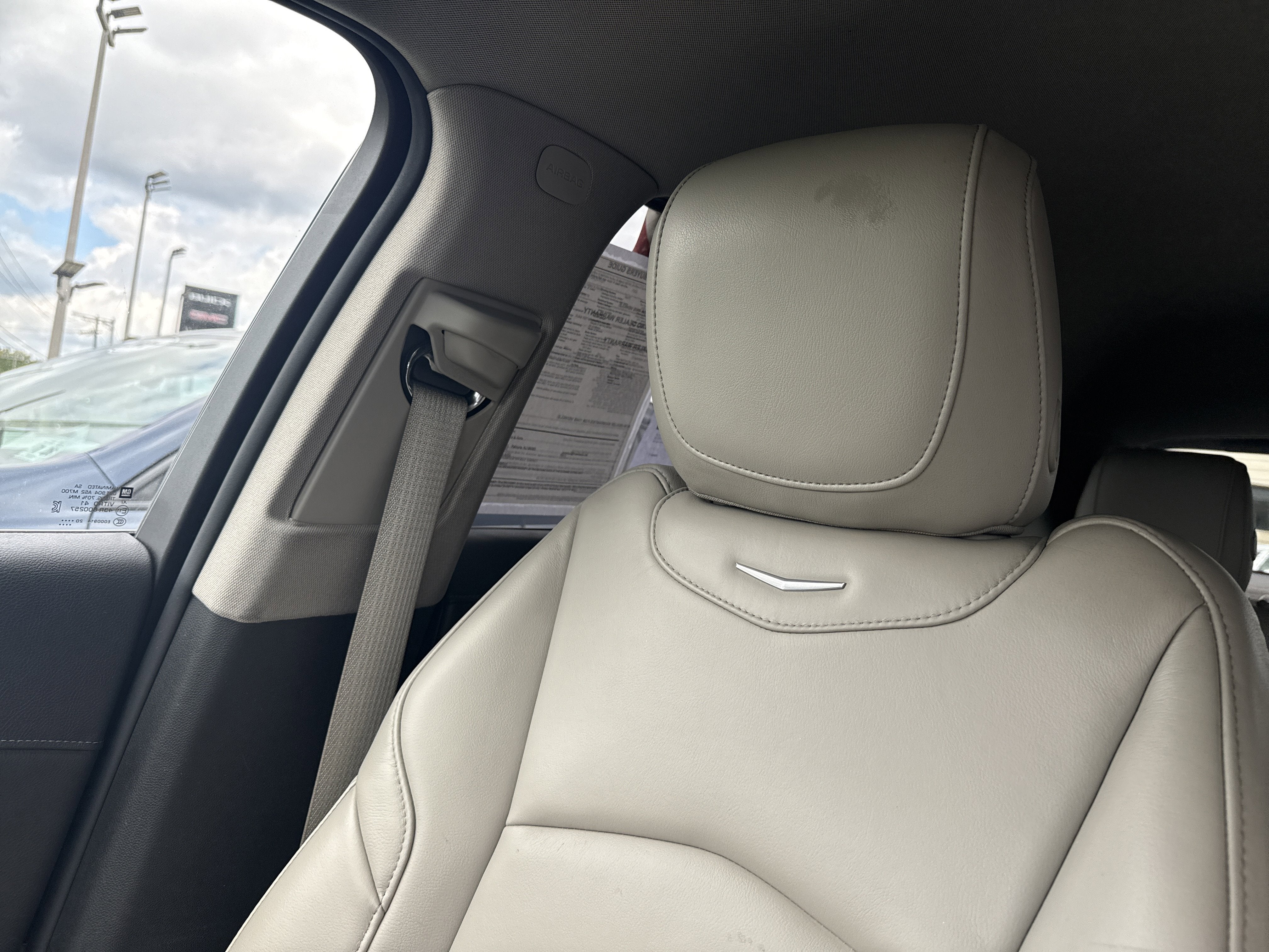 2021 Cadillac XT4 Premium Luxury