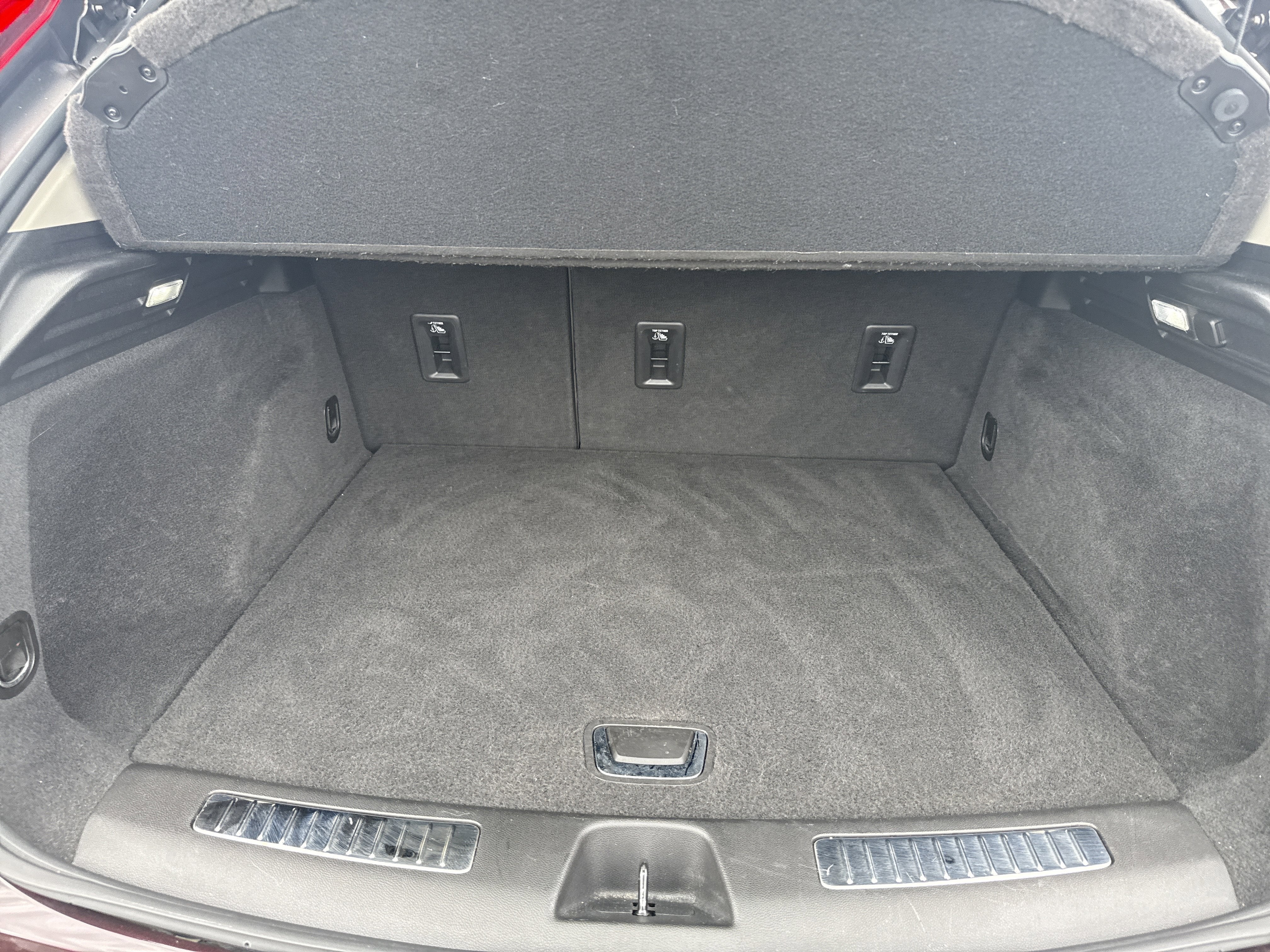 2021 Cadillac XT4 Premium Luxury