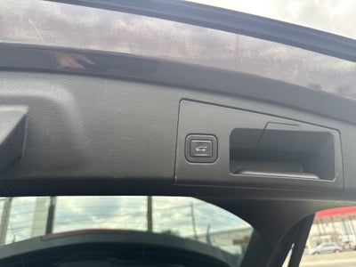 2021 Cadillac XT4 Premium Luxury