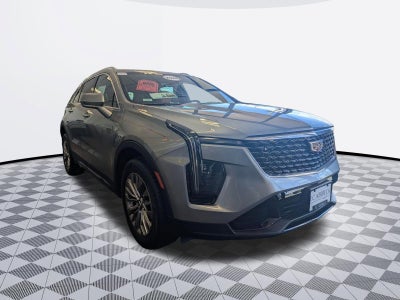 2024 Cadillac XT4 Premium Luxury