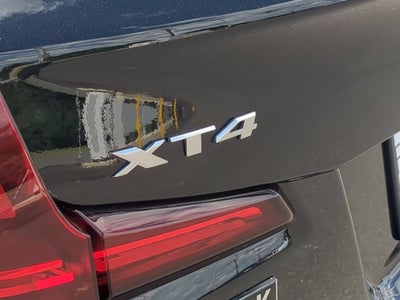 2024 Cadillac XT4 Premium Luxury