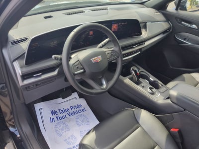 2024 Cadillac XT4 Premium Luxury