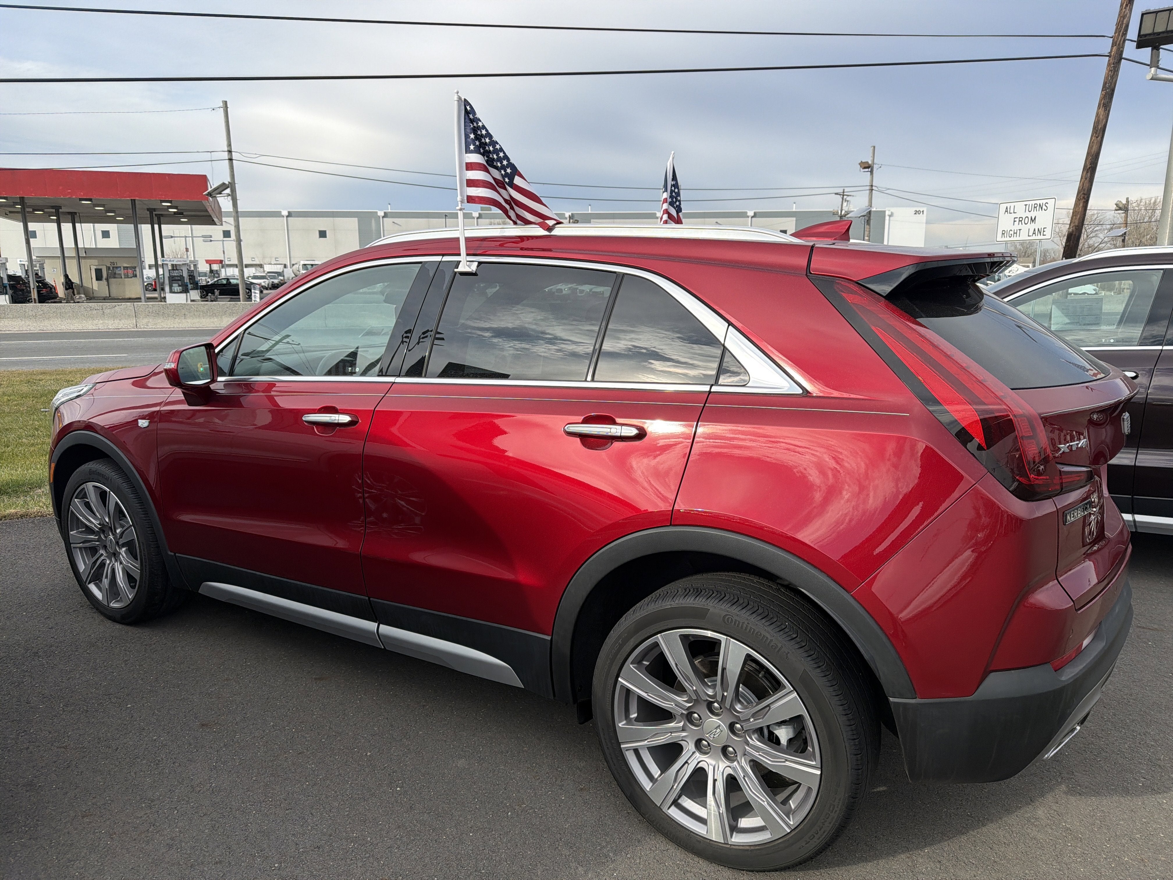 2021 Cadillac XT4 Premium Luxury