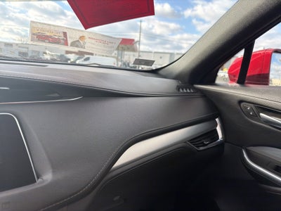 2021 Cadillac XT4 Premium Luxury