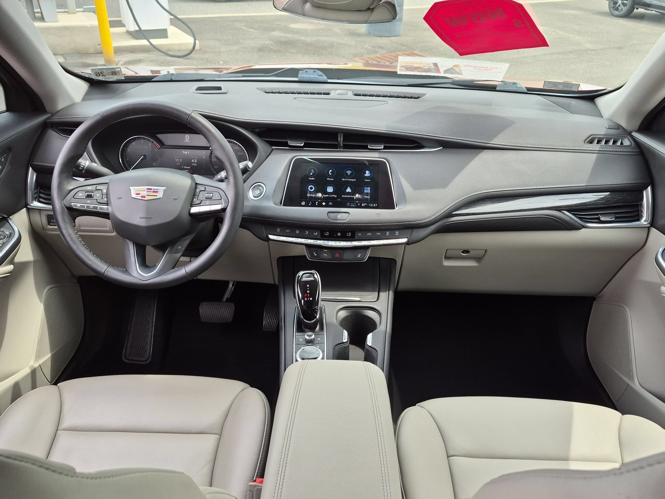 2021 Cadillac XT4 FWD Premium Luxury