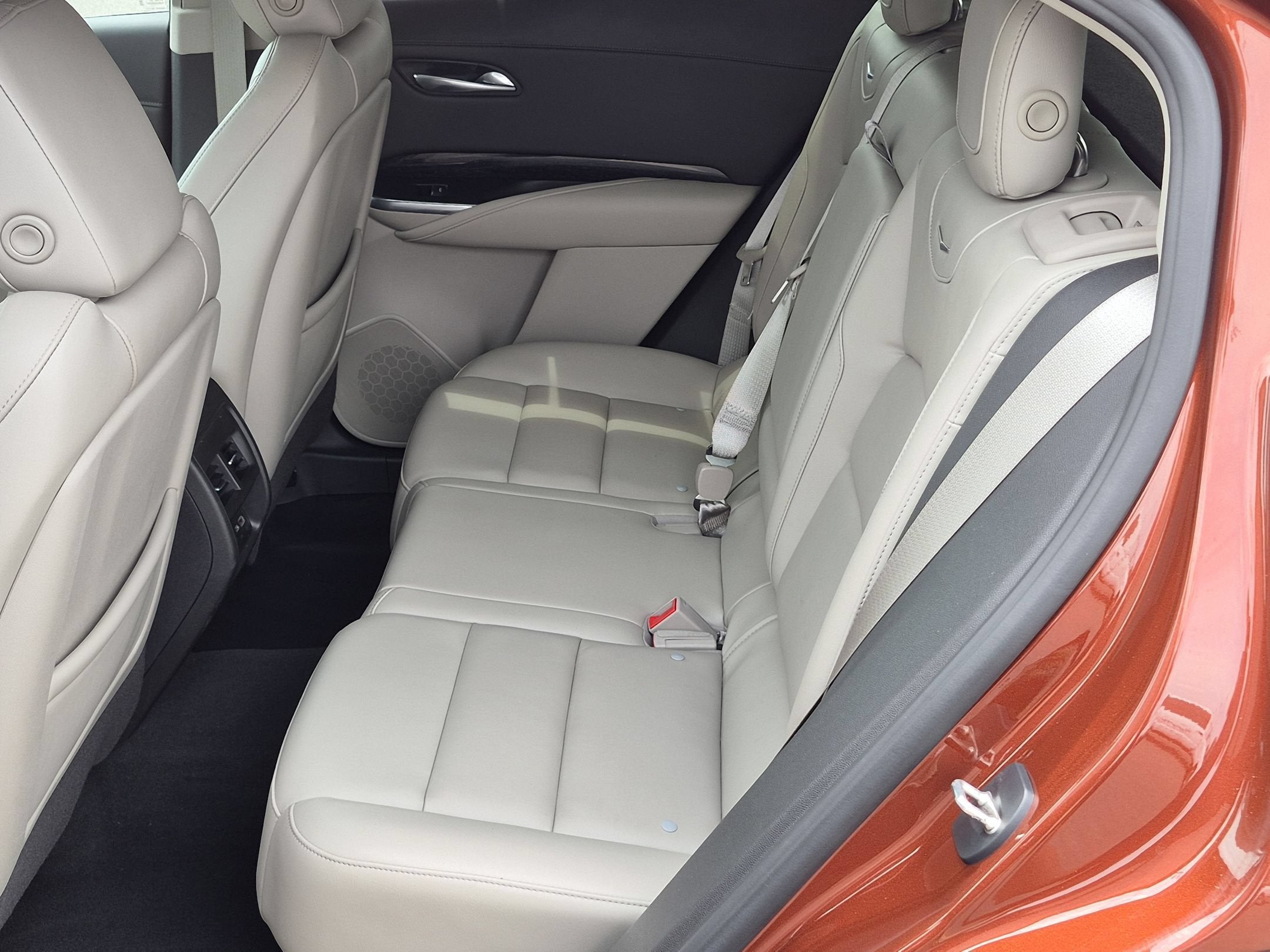 2021 Cadillac XT4 FWD Premium Luxury