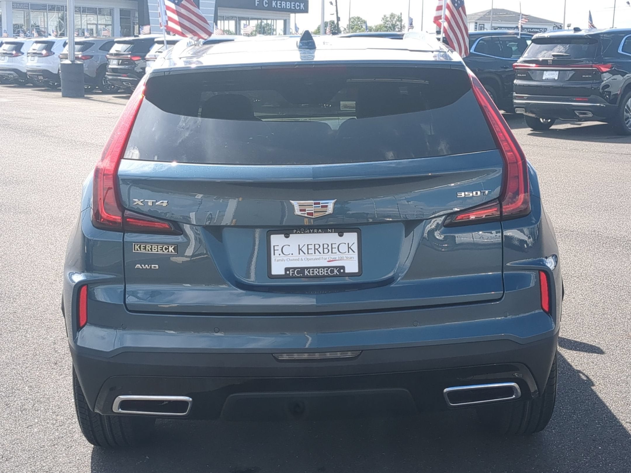 2025 Cadillac XT4 Premium Luxury