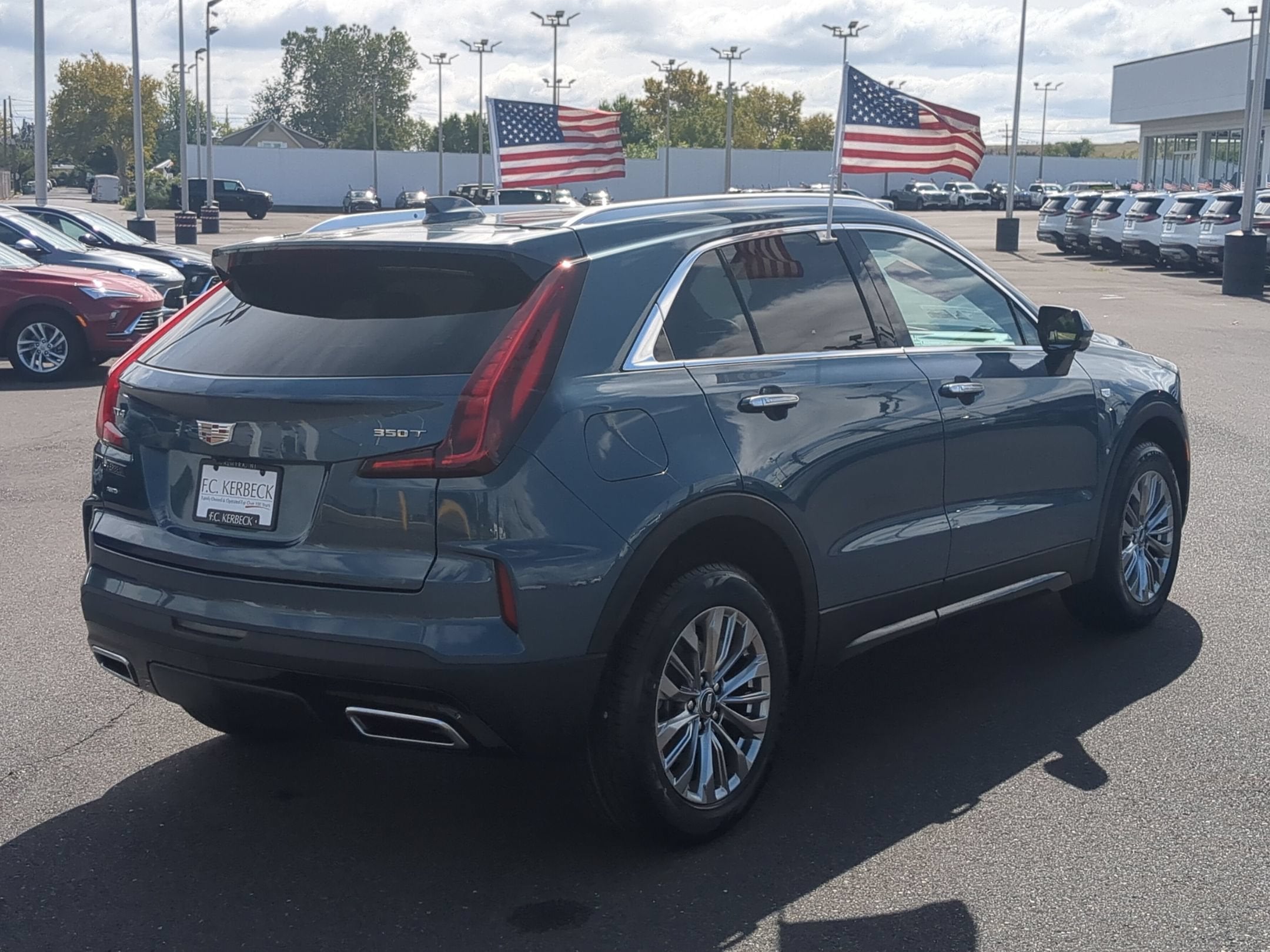 2025 Cadillac XT4 Premium Luxury