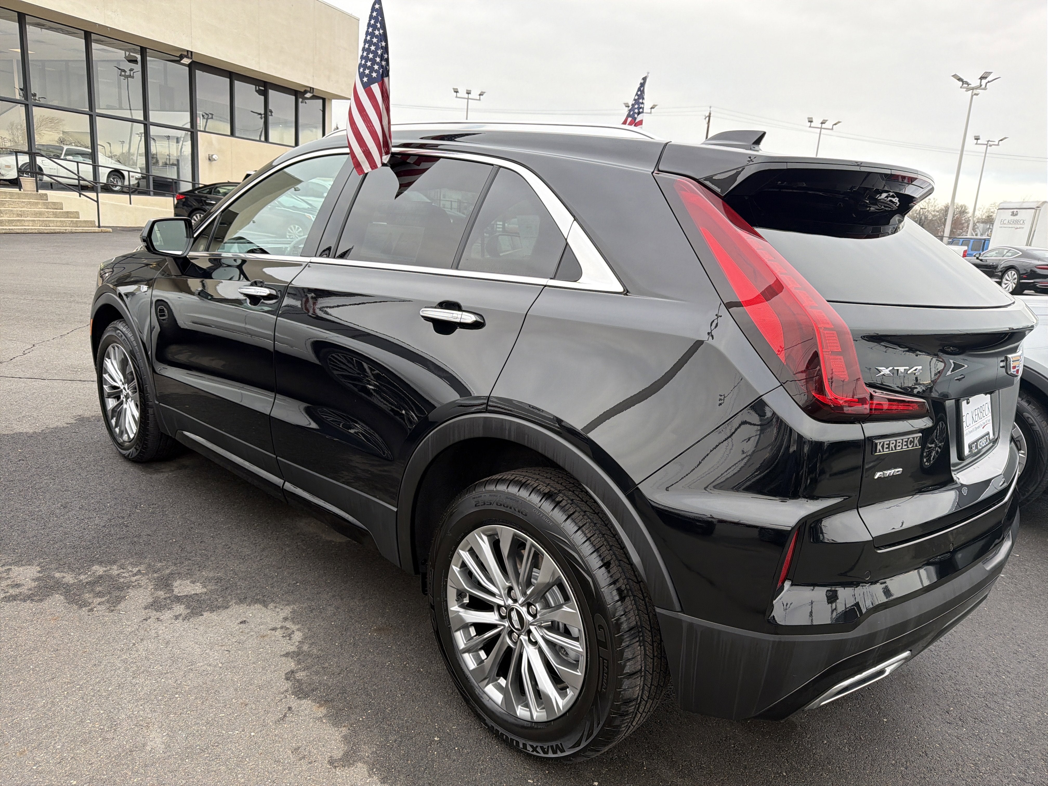 2024 Cadillac XT4 Premium Luxury