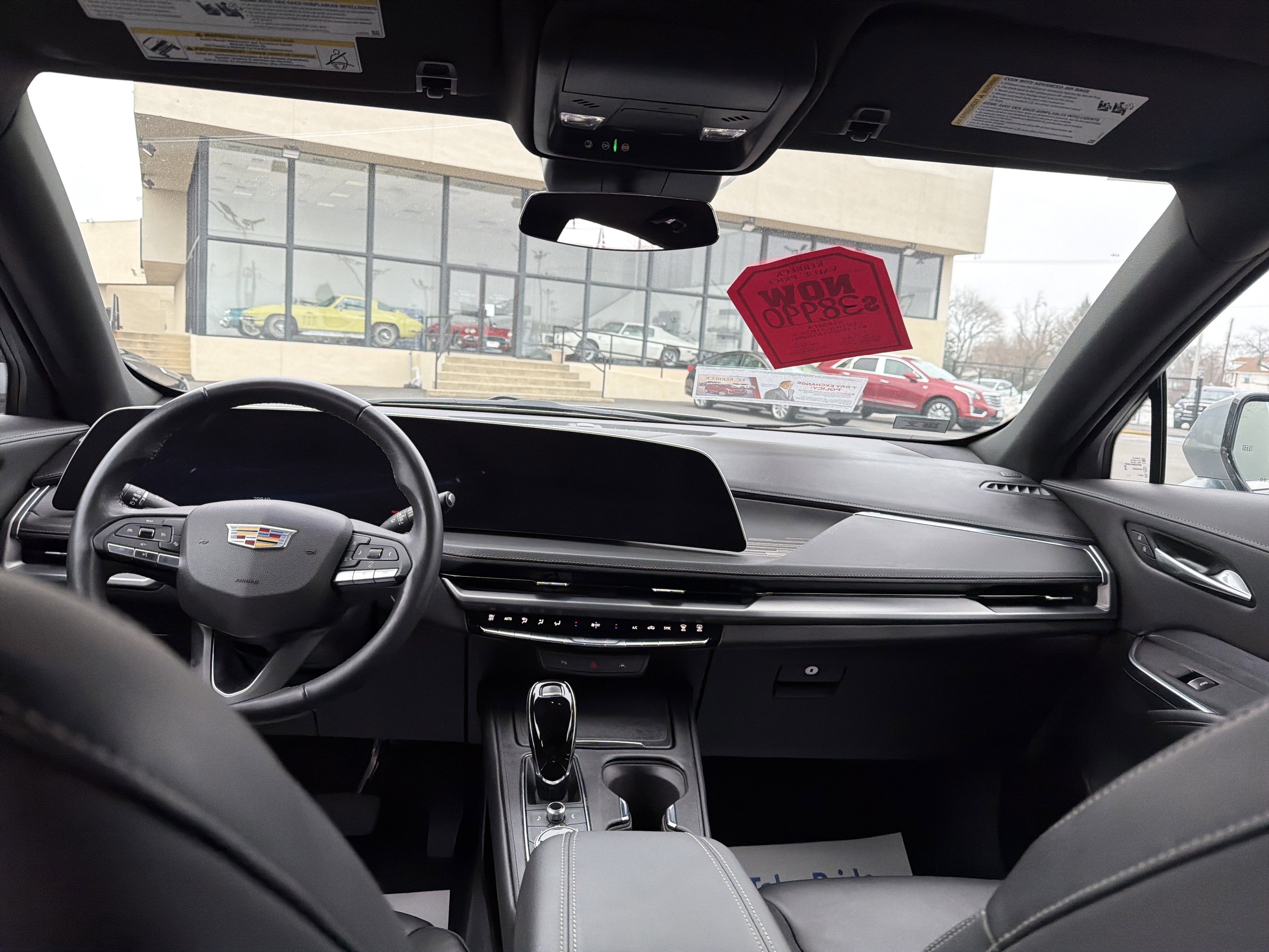 2024 Cadillac XT4 Premium Luxury