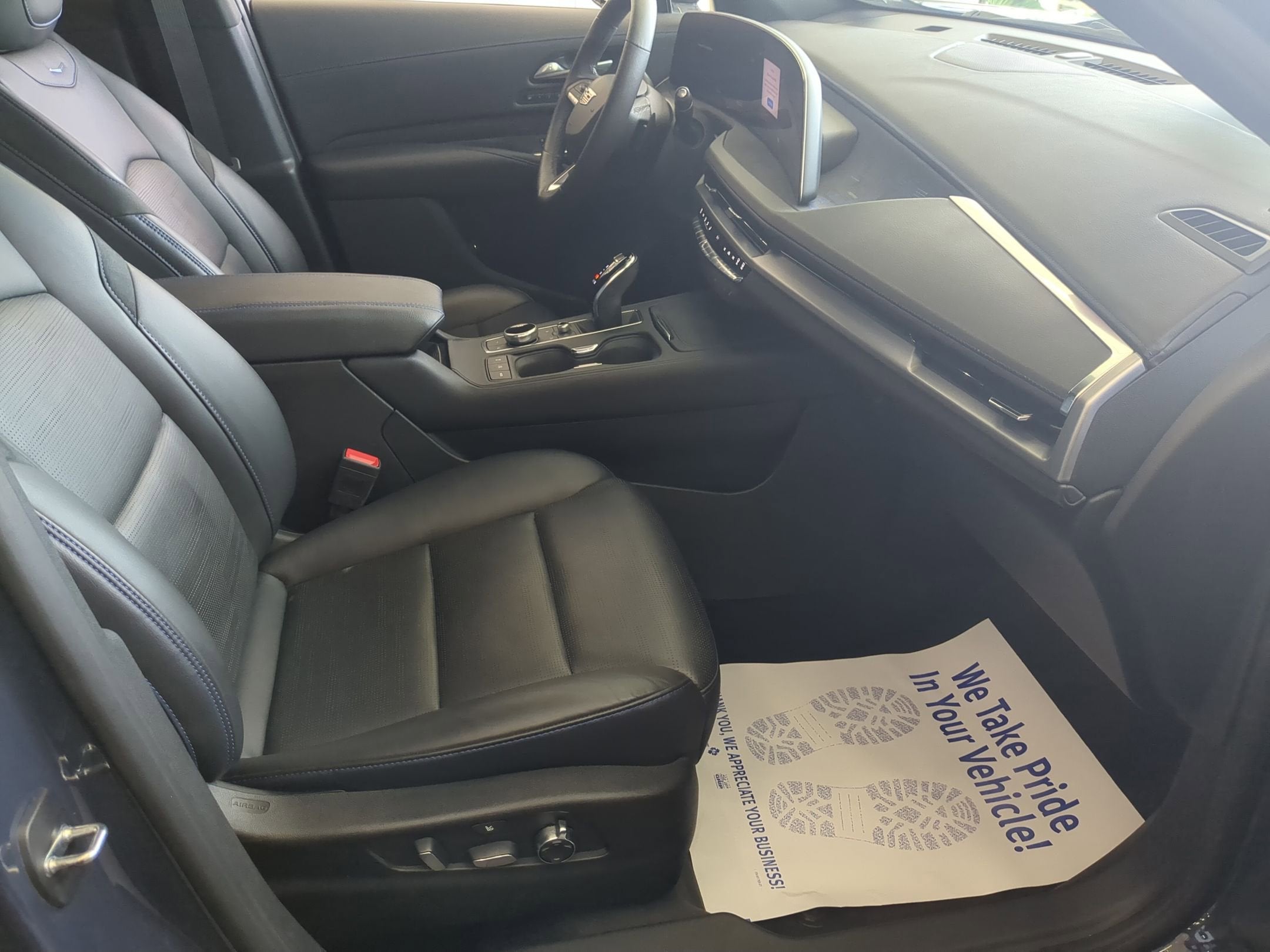 2024 Cadillac XT4 Sport