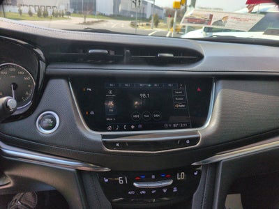 2023 Cadillac XT5 Luxury