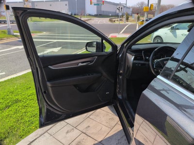 2023 Cadillac XT5 Luxury