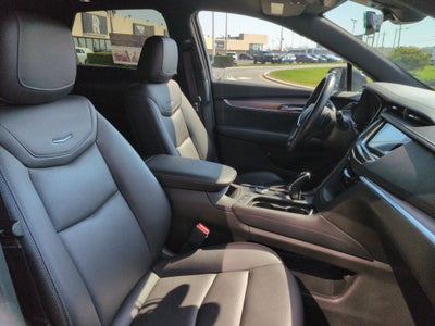 2023 Cadillac XT5 Luxury