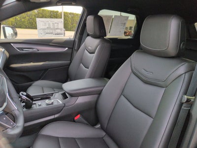 2025 Cadillac XT5 Luxury