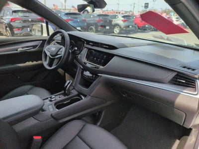 2025 Cadillac XT5 Luxury