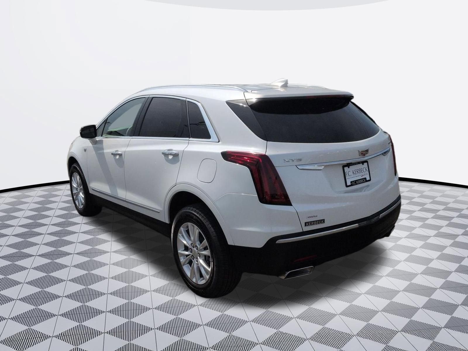 2025 Cadillac XT5 Luxury