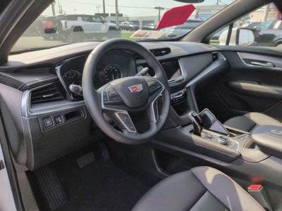 2025 Cadillac XT5 Luxury