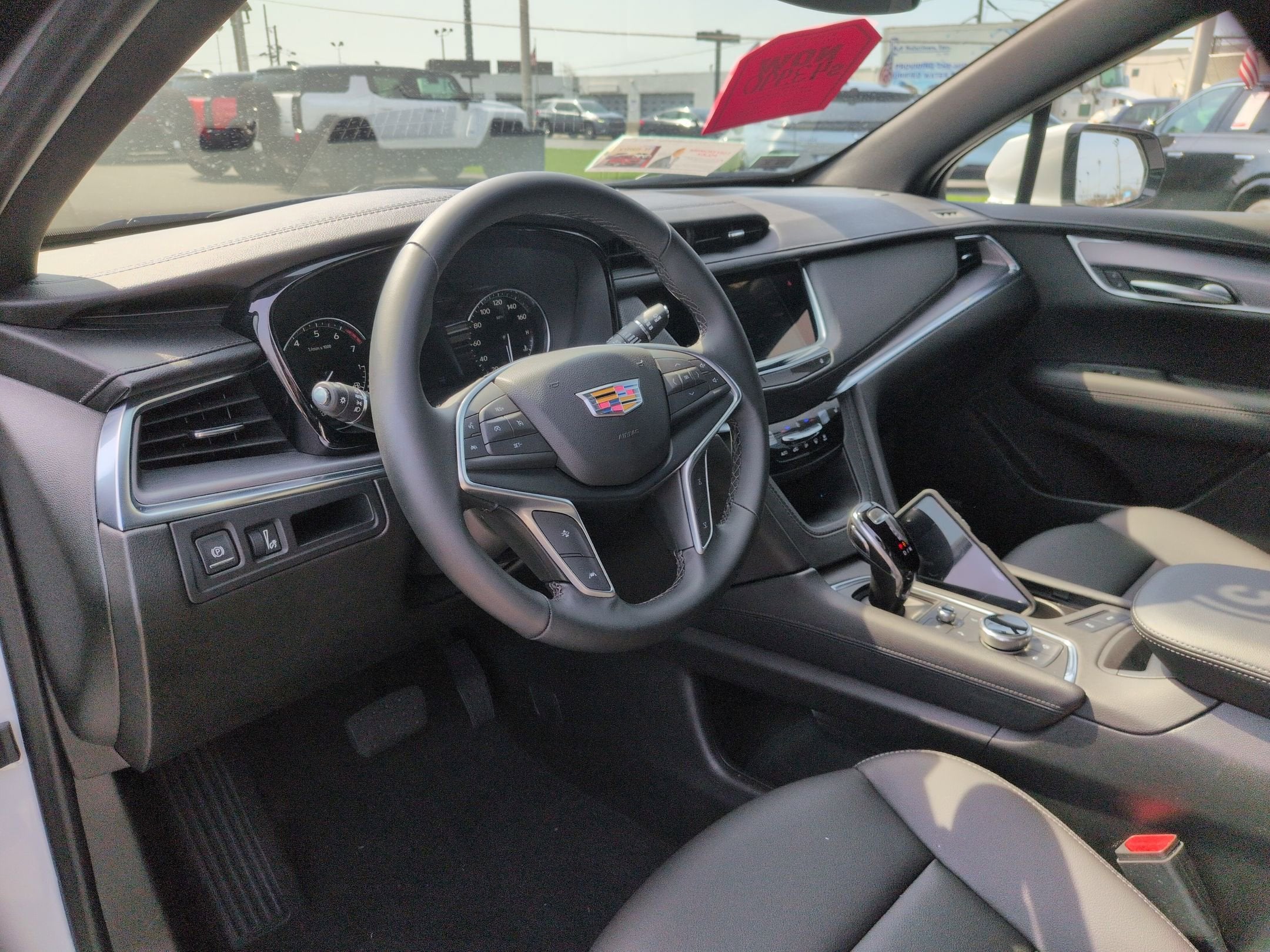 2025 Cadillac XT5 Luxury