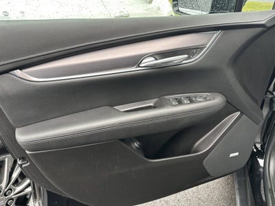 2024 Cadillac XT5 Luxury