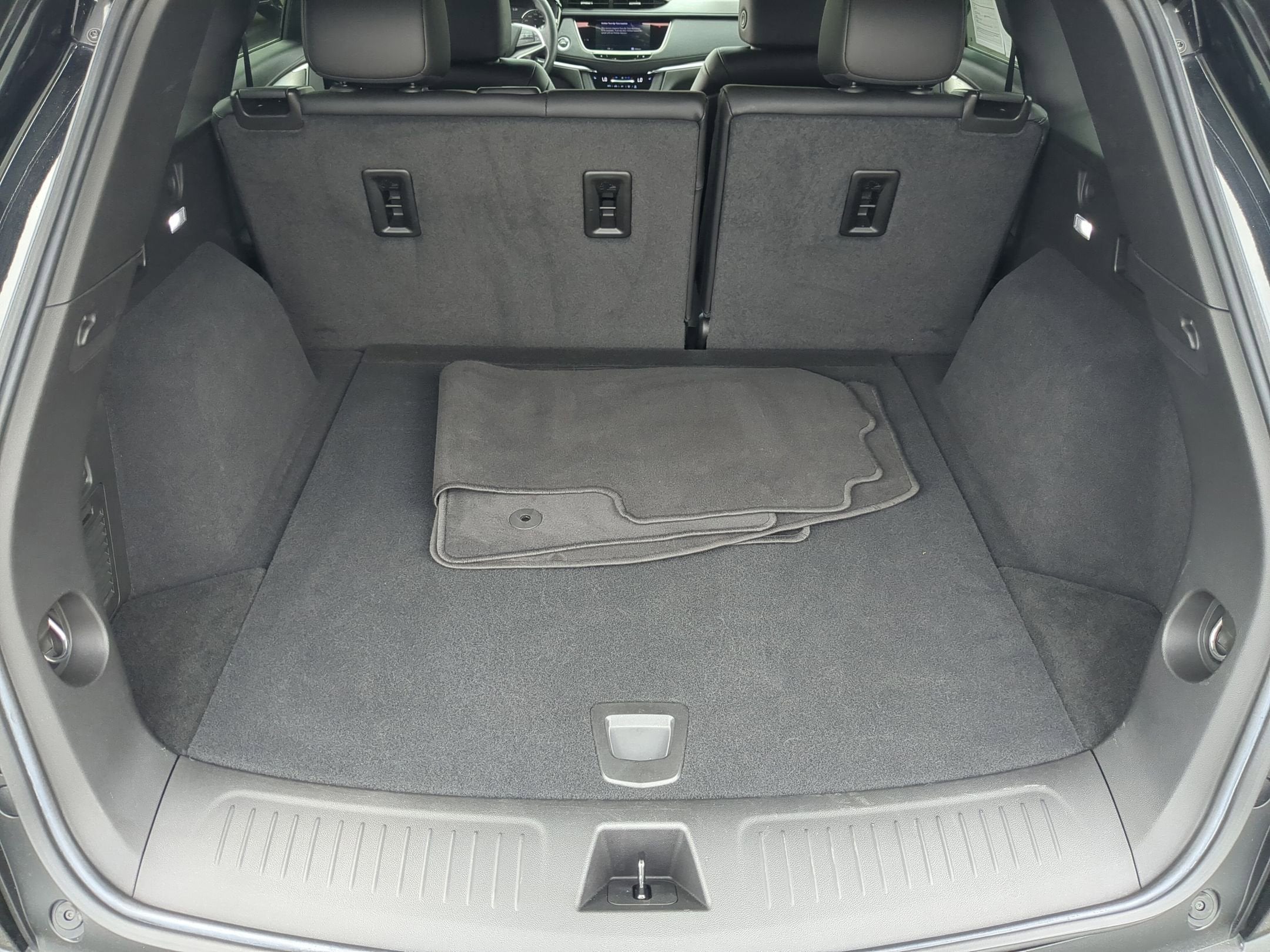 2023 Cadillac XT5 Luxury