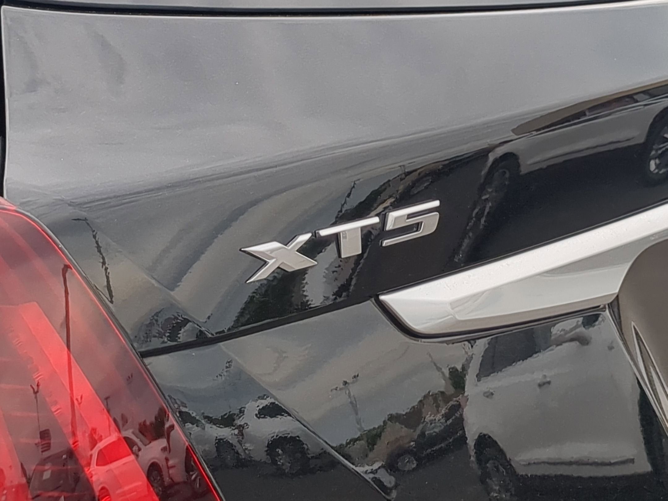 2023 Cadillac XT5 Luxury