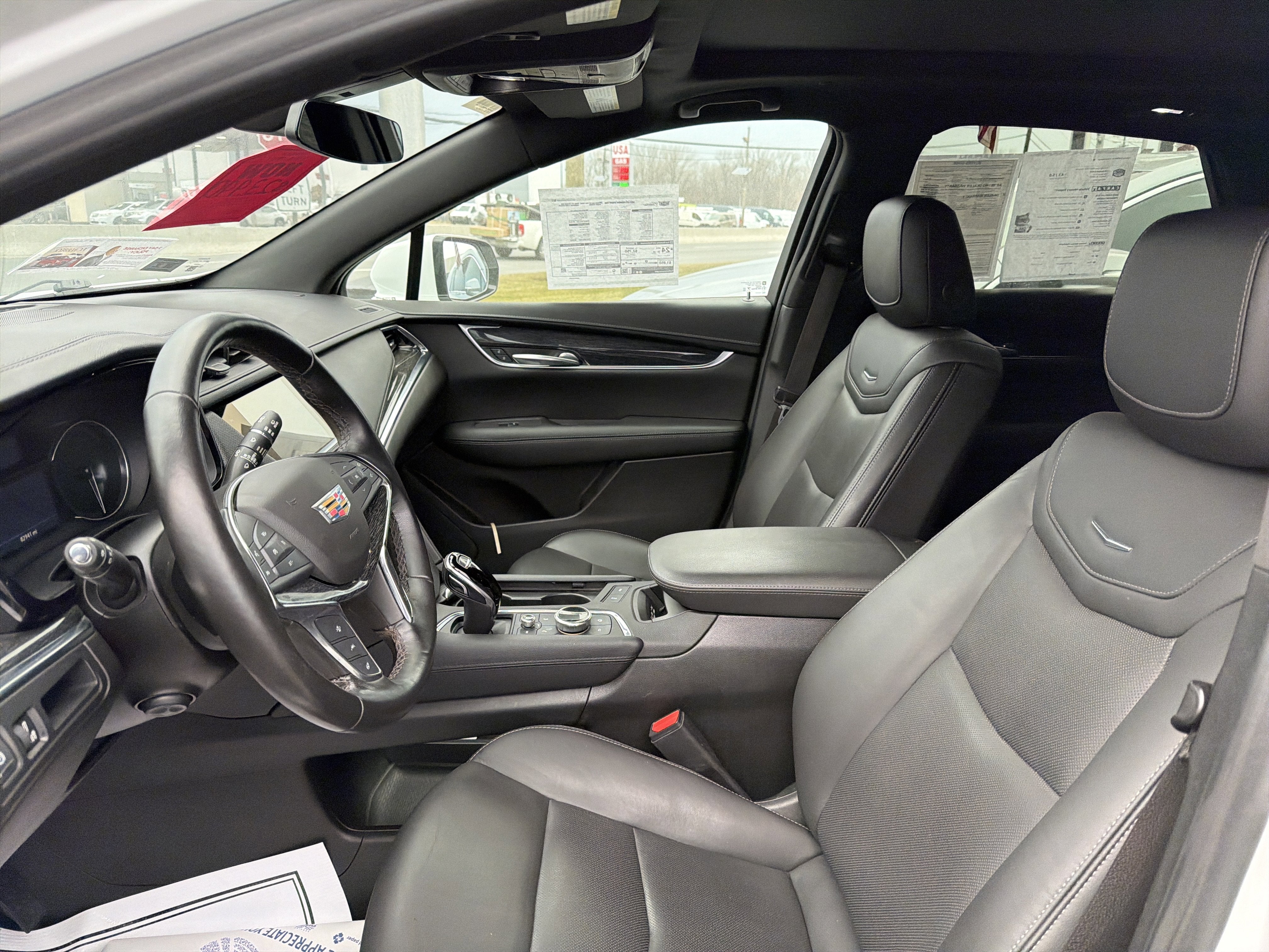 2022 Cadillac XT5 Premium Luxury