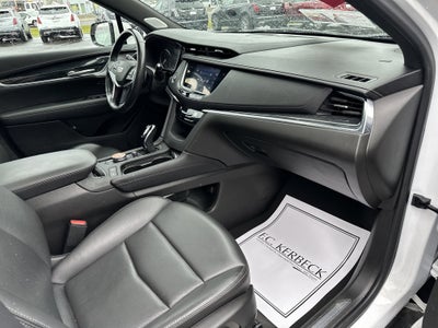 2022 Cadillac XT5 Premium Luxury