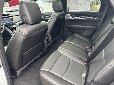 2022 Cadillac XT5 Premium Luxury