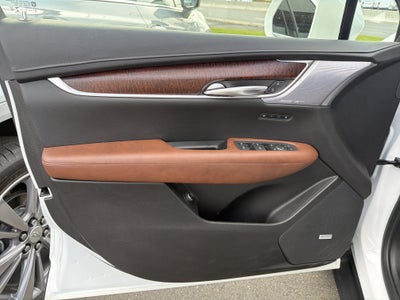 2020 Cadillac XT5 Premium Luxury