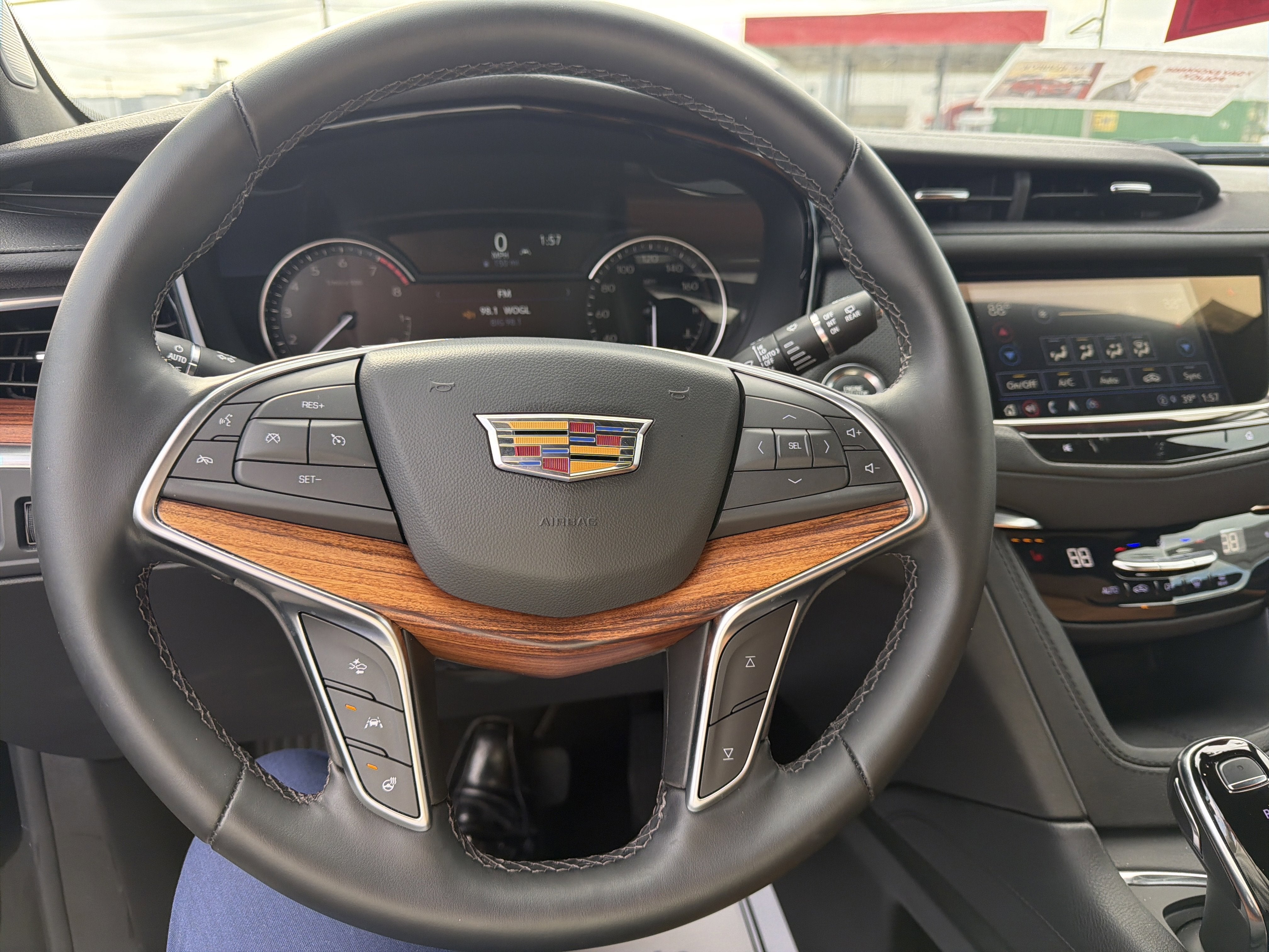 2025 Cadillac XT5 Premium Luxury