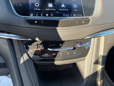 2022 Cadillac XT5 Premium Luxury