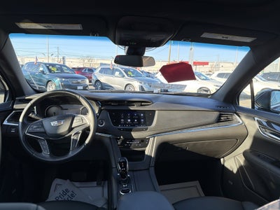 2022 Cadillac XT5 Premium Luxury