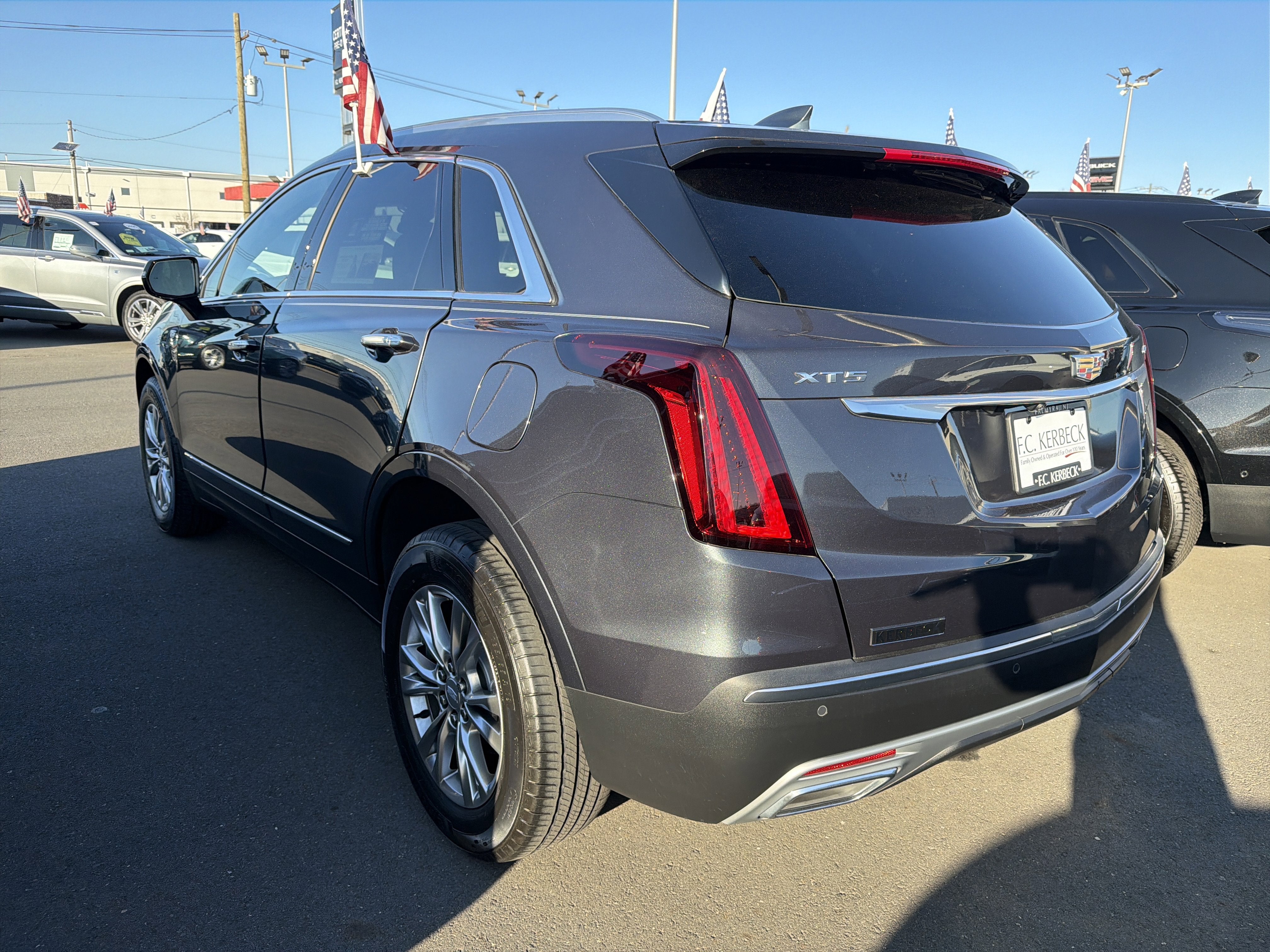 2022 Cadillac XT5 Premium Luxury