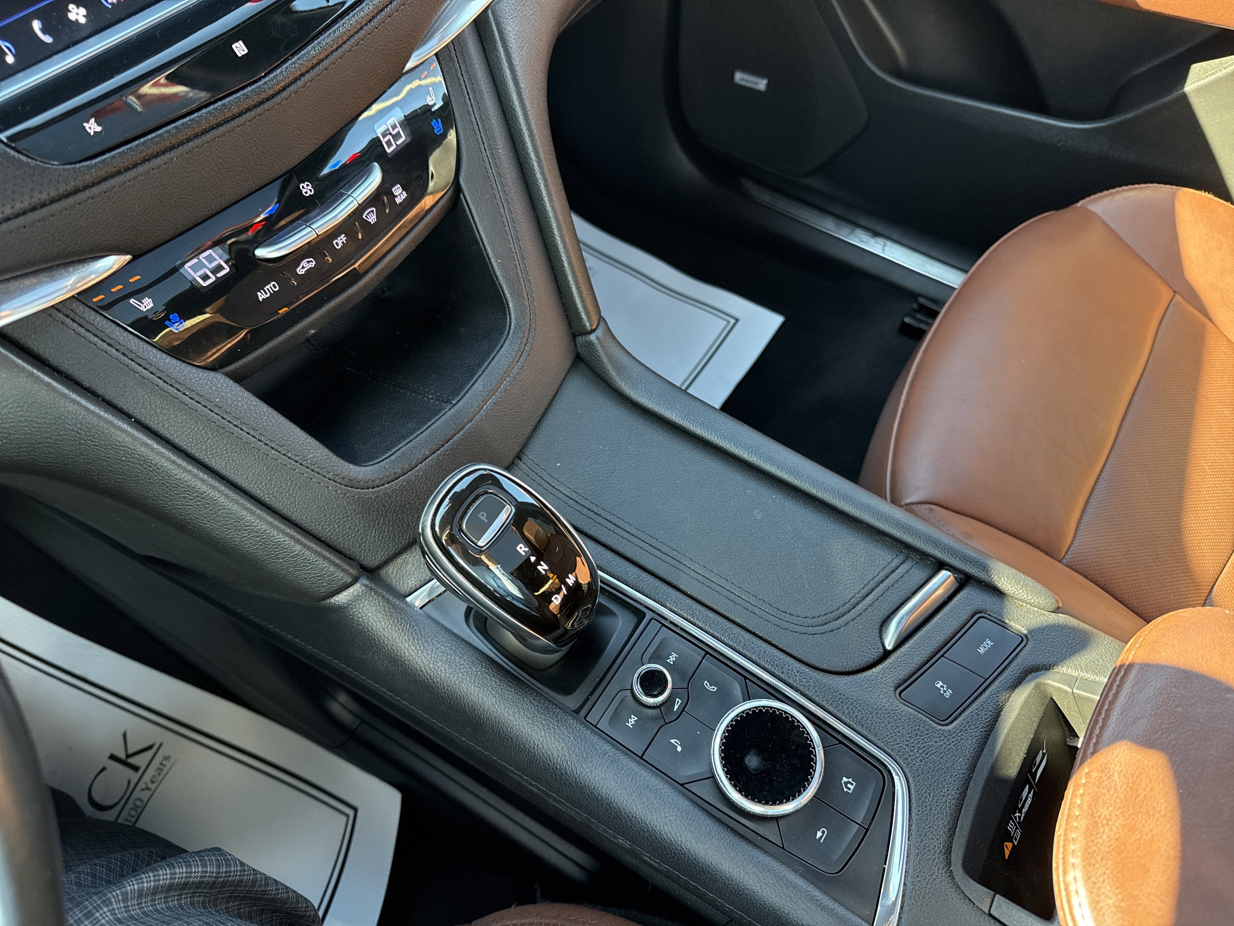 2020 Cadillac XT5 Premium Luxury