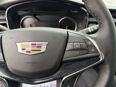 2022 Cadillac XT5 Premium Luxury