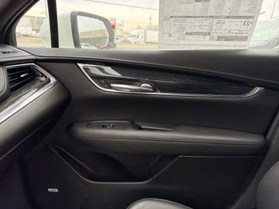 2022 Cadillac XT5 Premium Luxury