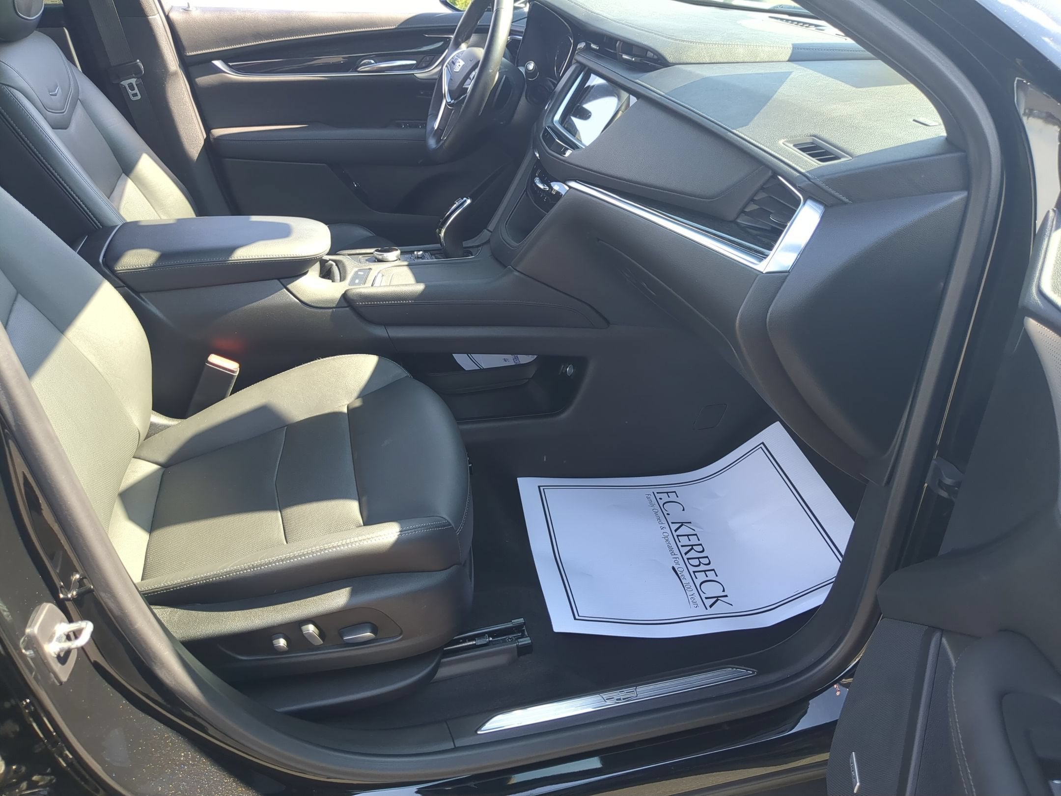 2022 Cadillac XT5 Premium Luxury